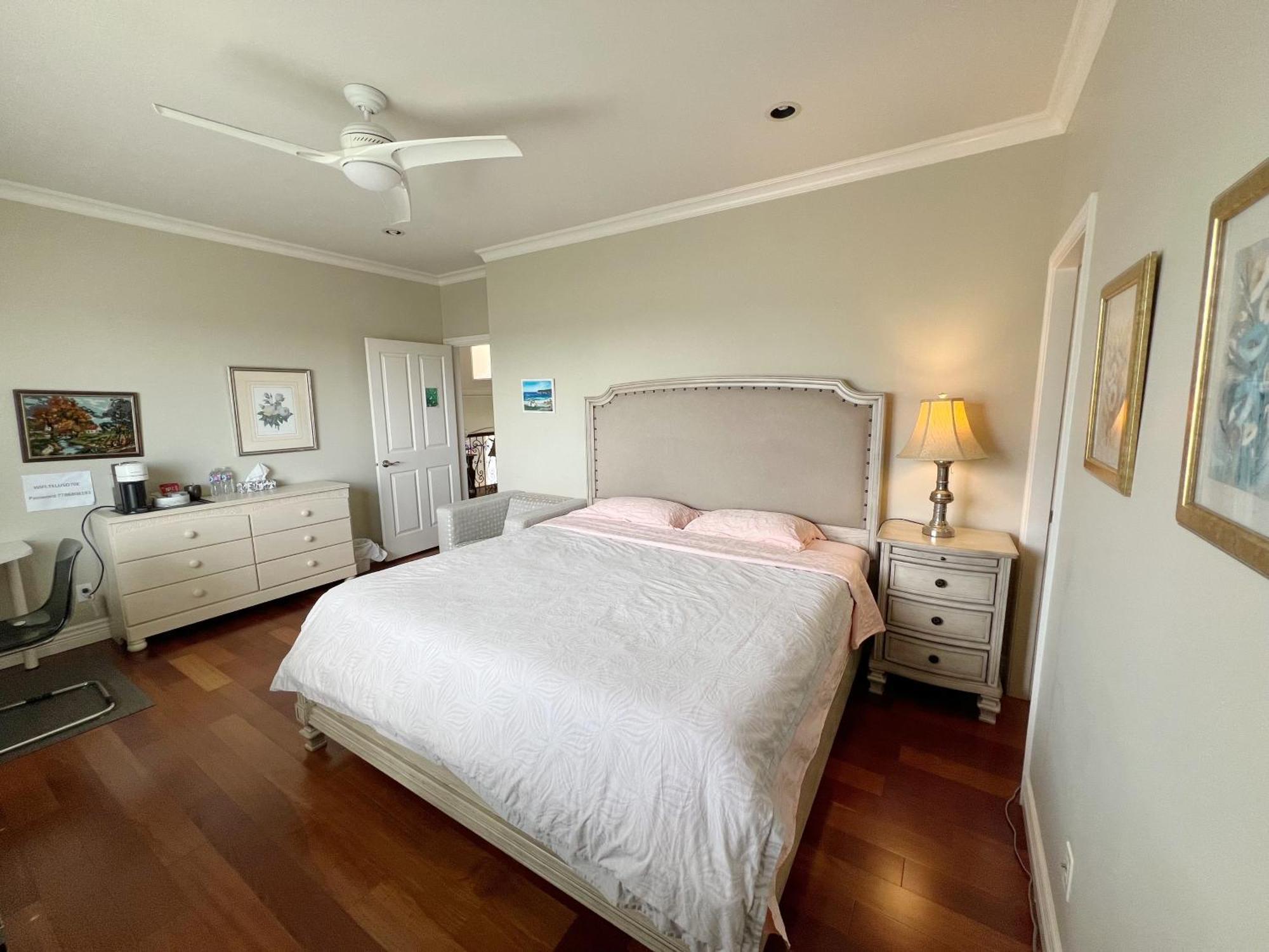 Lucky Room, A Comfortable Bedroom With Private Bathroom Close To Yvr Richmond Exterior photo